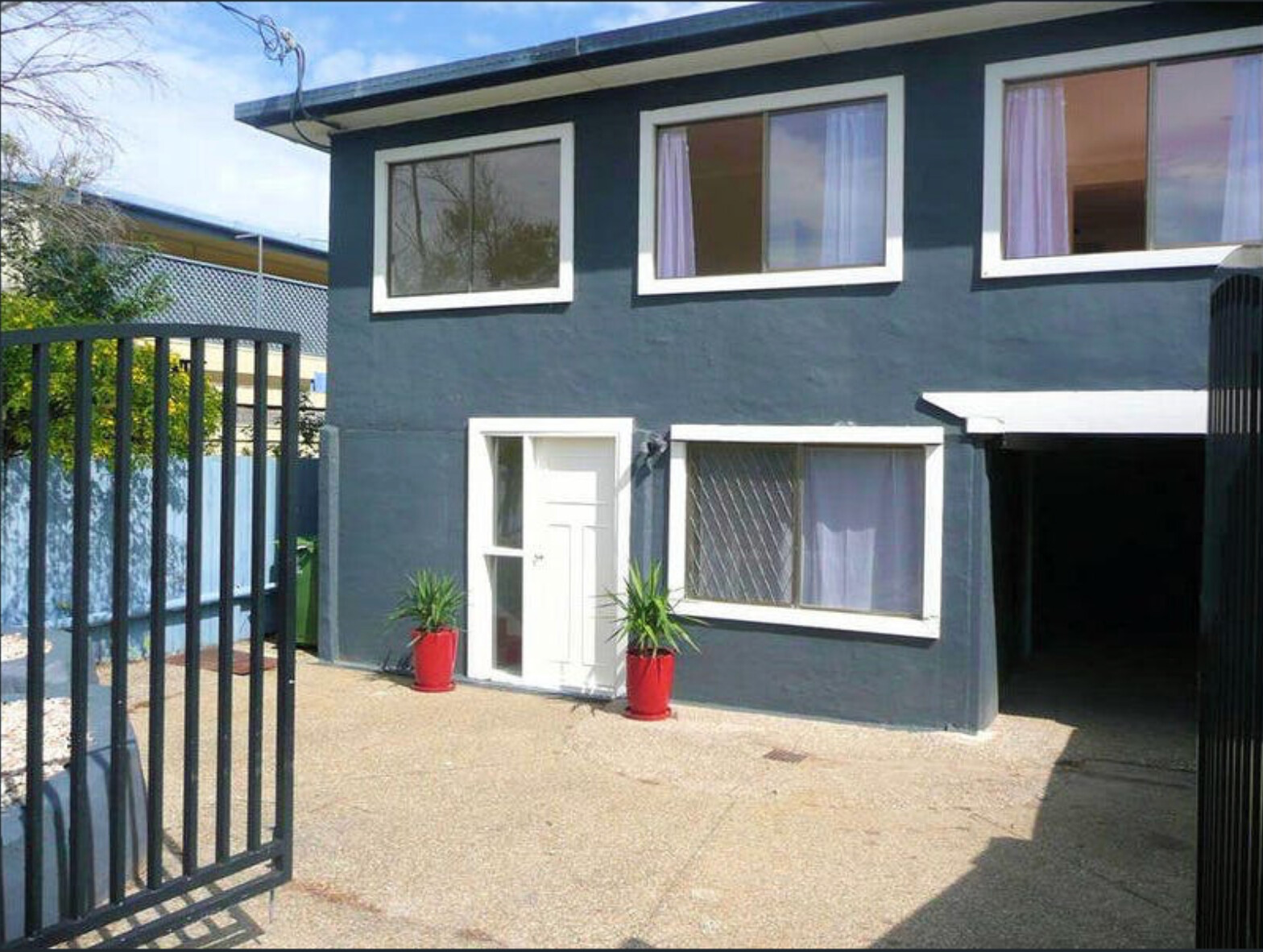 Mermaid Beach home before renovation